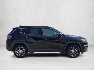 2018 Jeep Compass Latitude FWD