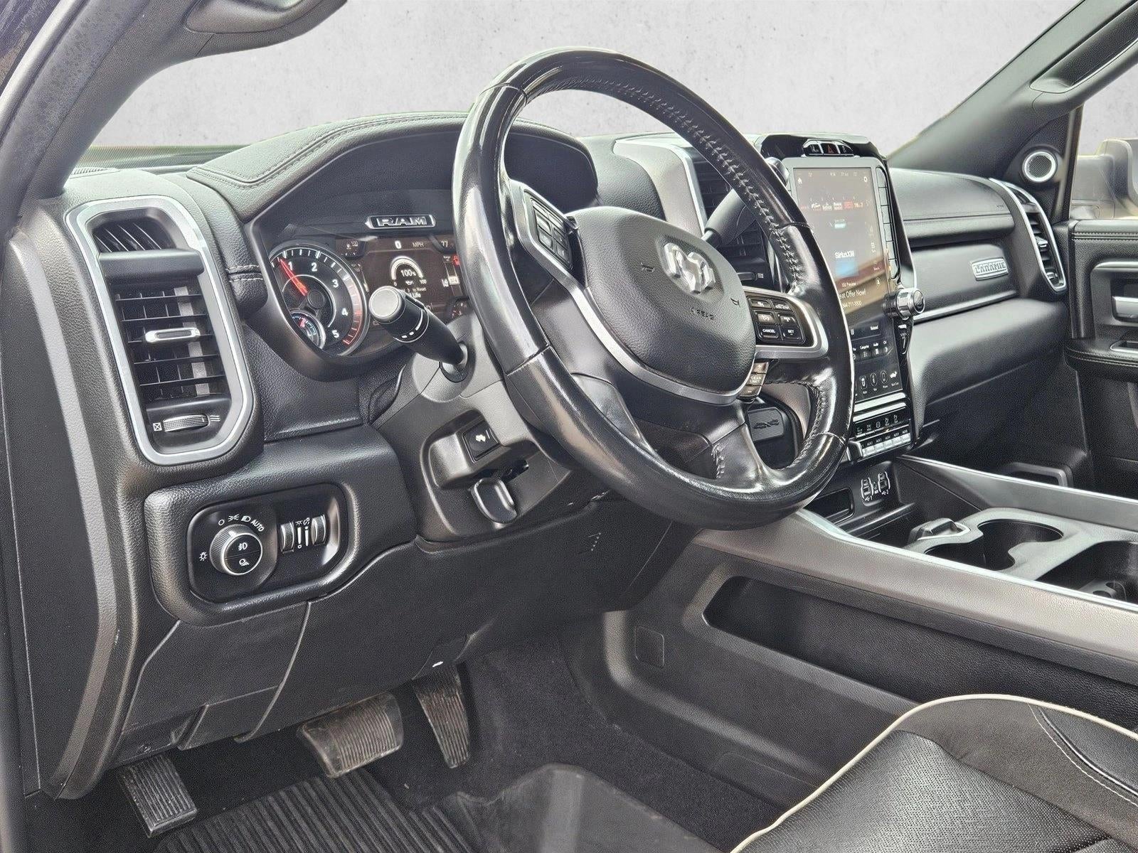 2020 RAM 3500 Laramie Crew Cab 4x4 8' Box