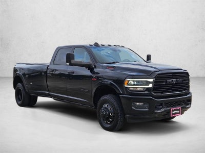 2020 RAM 3500 Laramie Crew Cab 4x4 8' Box