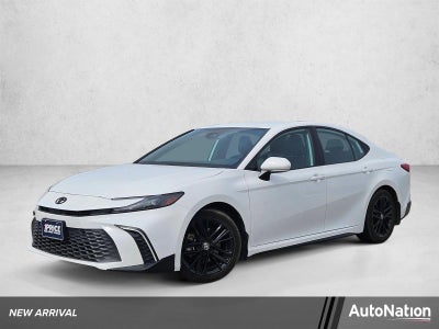 2025 Toyota Camry SE