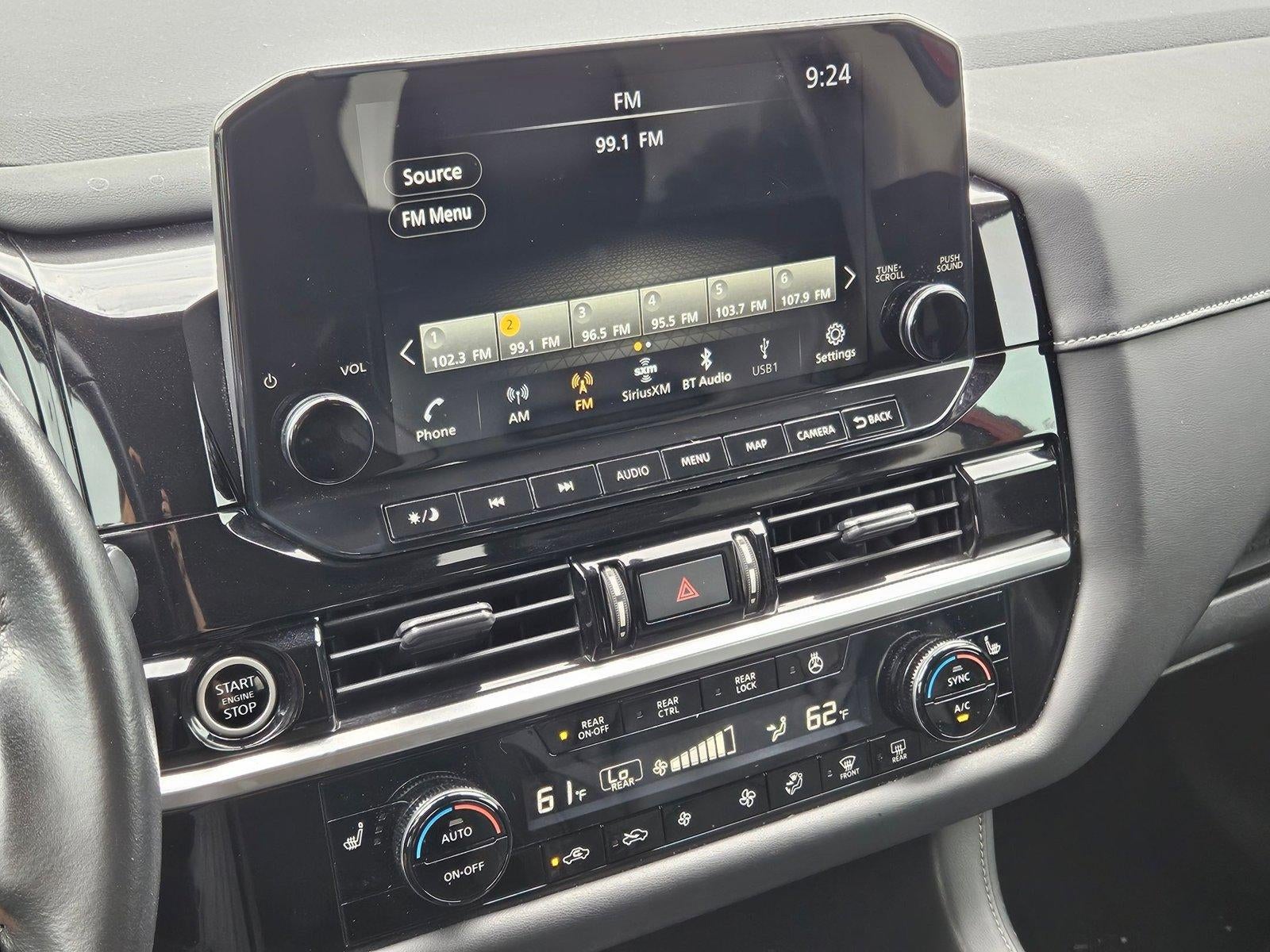 2022 Nissan Pathfinder SL