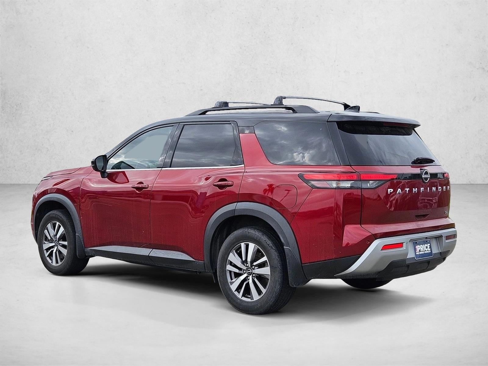 2022 Nissan Pathfinder SL