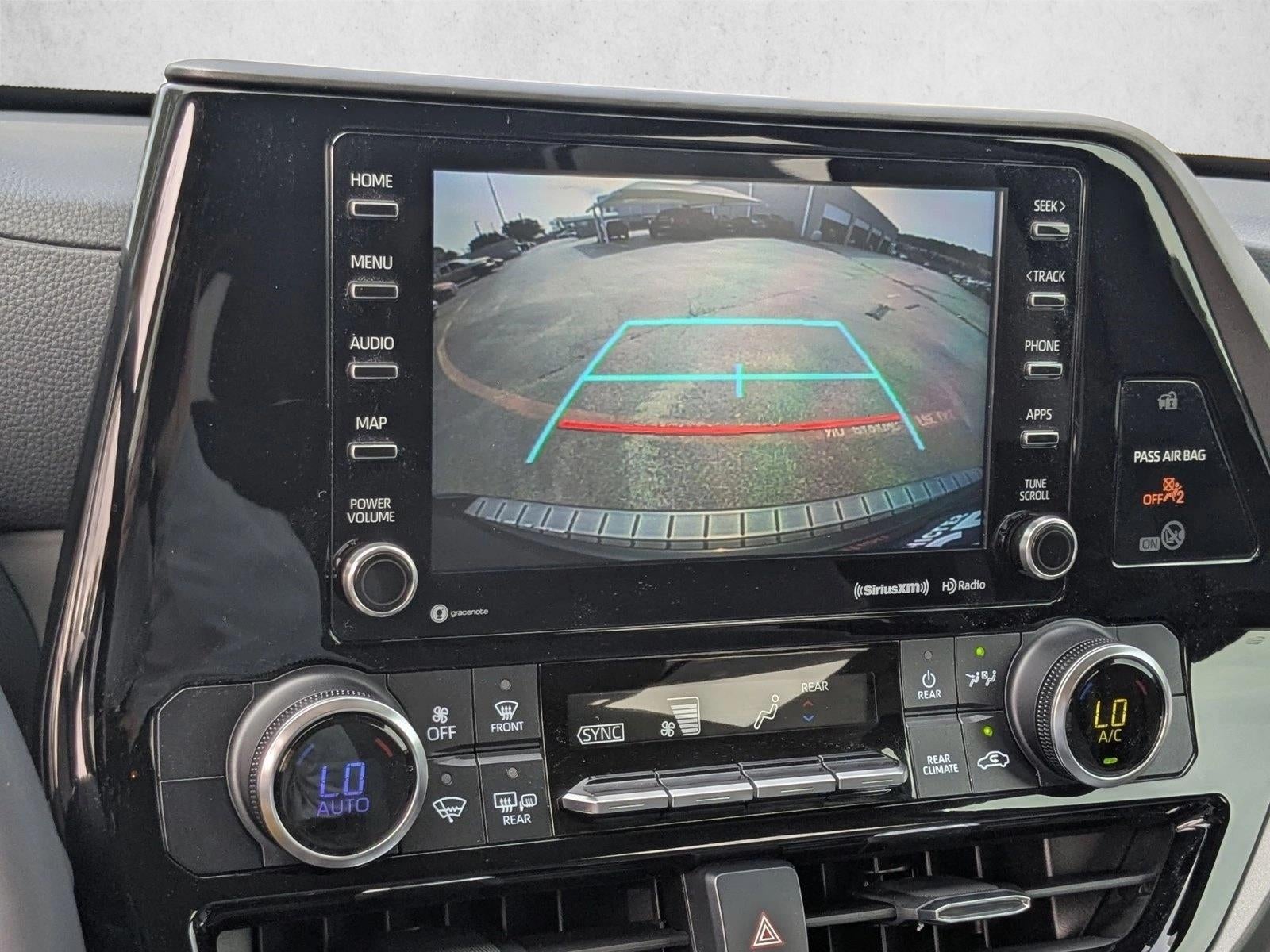 2022 Toyota Highlander LE