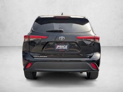 2022 Toyota Highlander LE