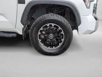 2022 Toyota Tundra 4WD SR5