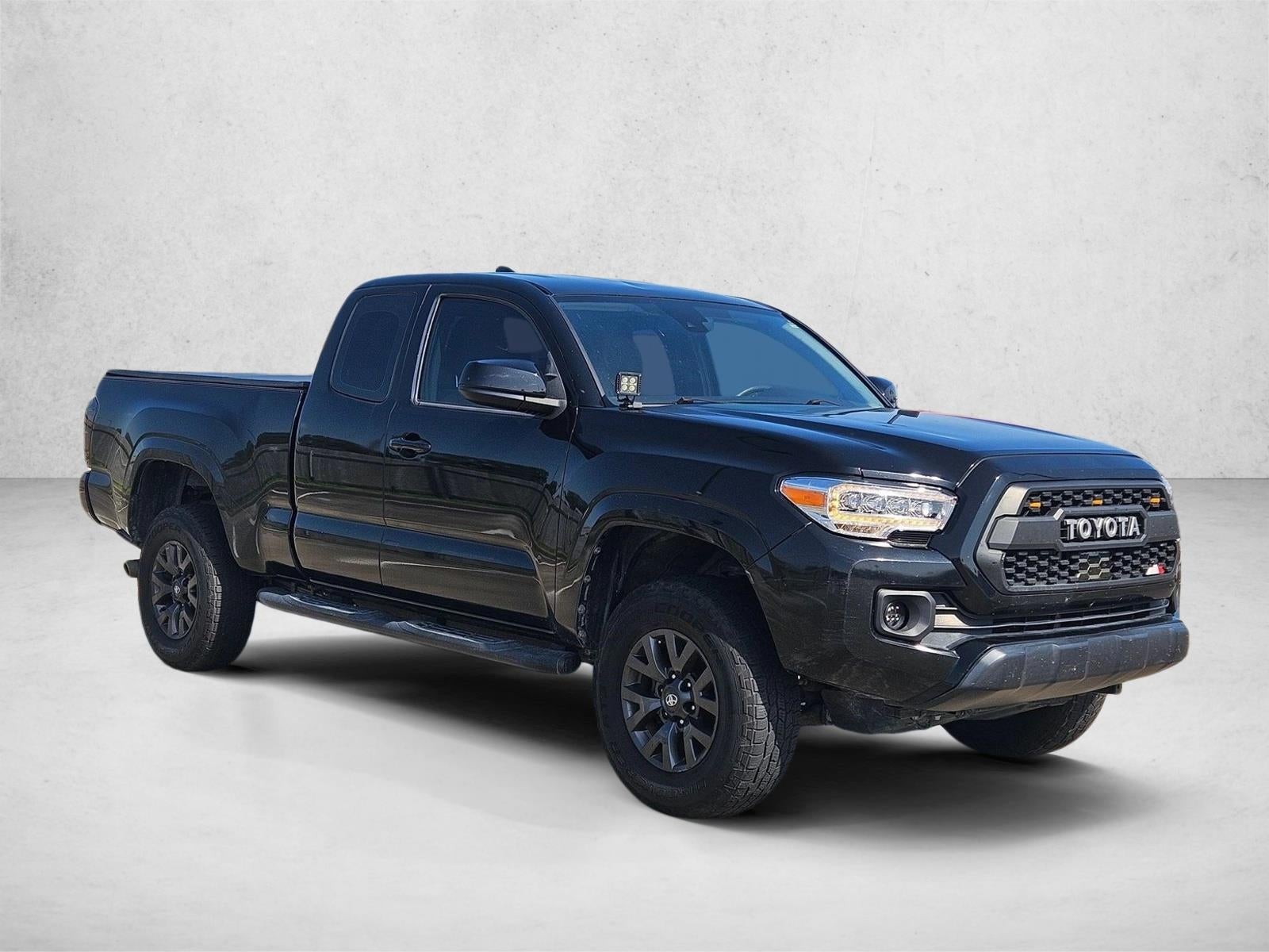 2018 Toyota Tacoma SR