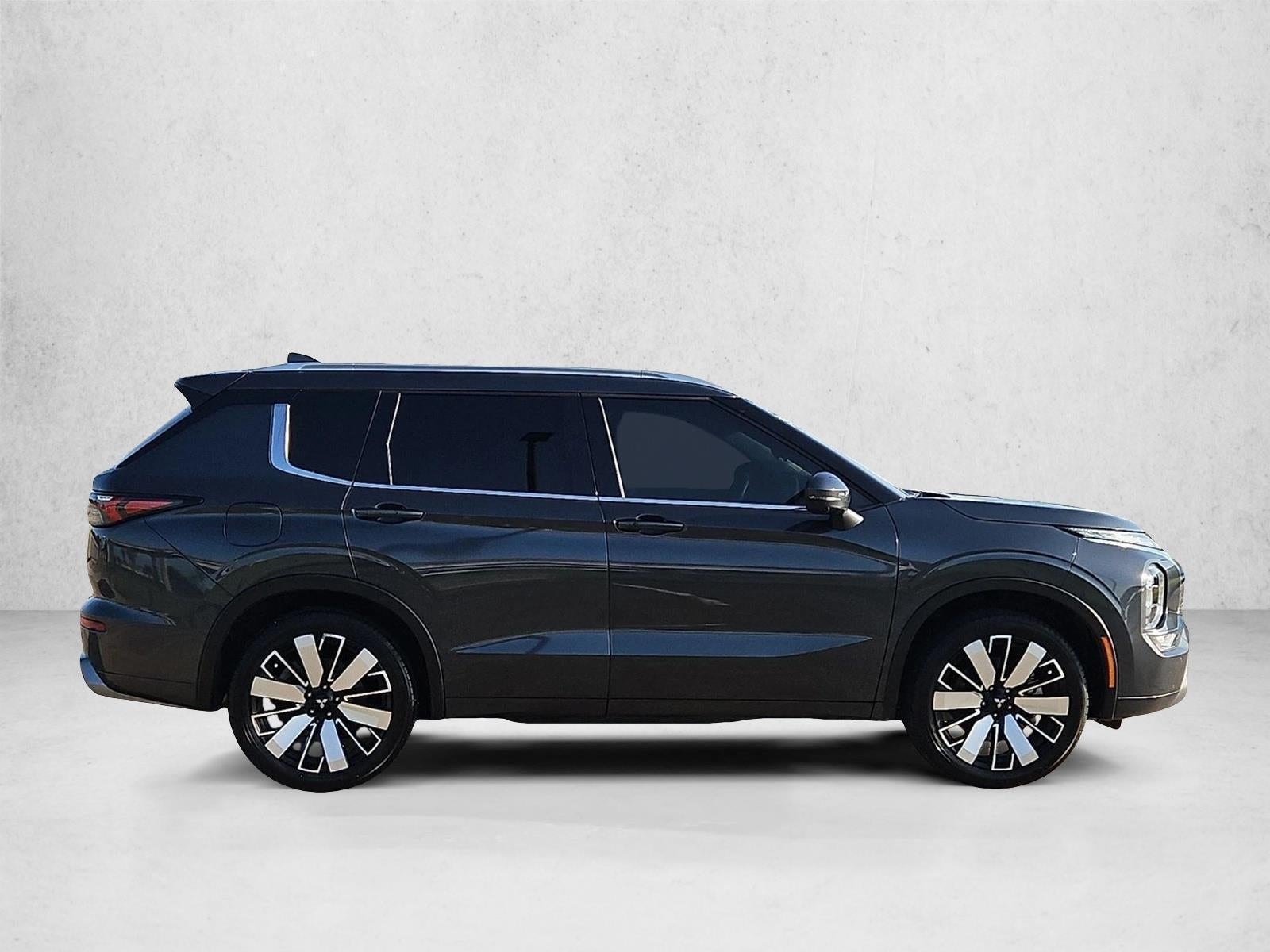 2025 Mitsubishi Outlander SEL