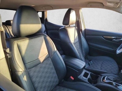 2021 Nissan Rogue Sport SV