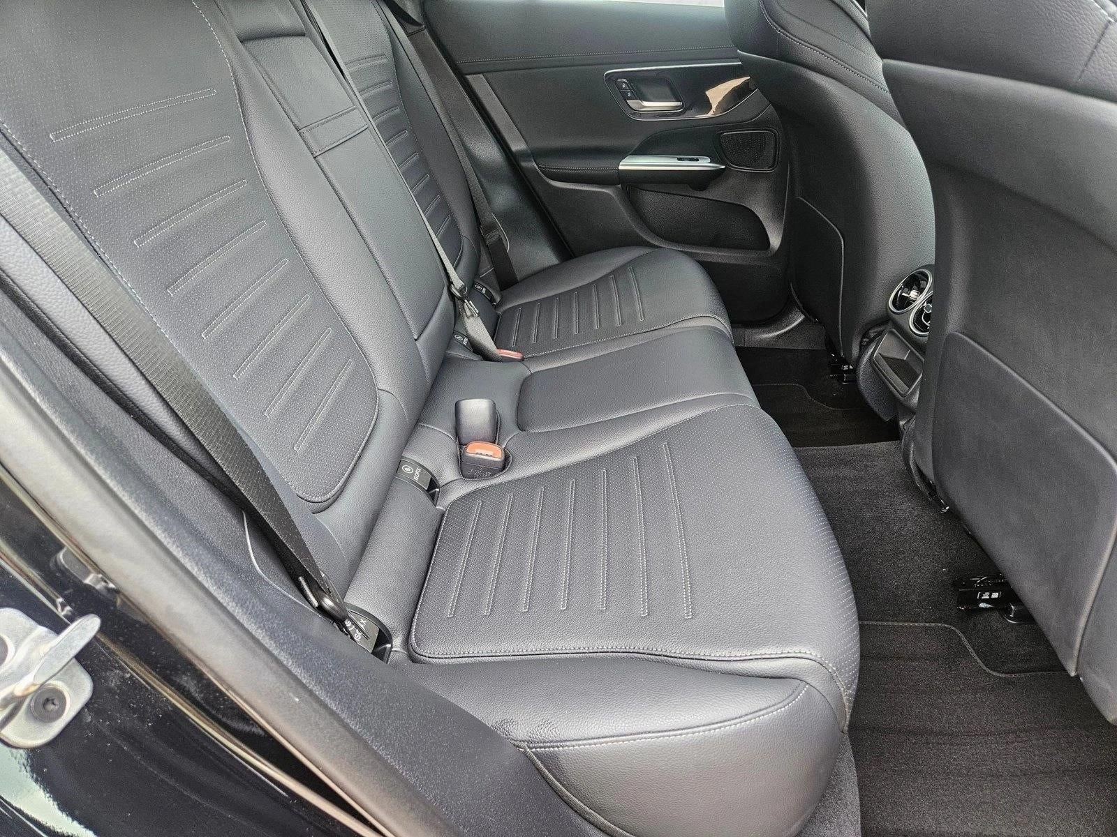 2026 Mercedes-Benz GLC 300 GLC 300
