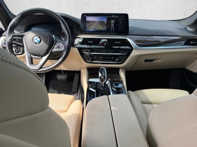 2023 BMW 530 i