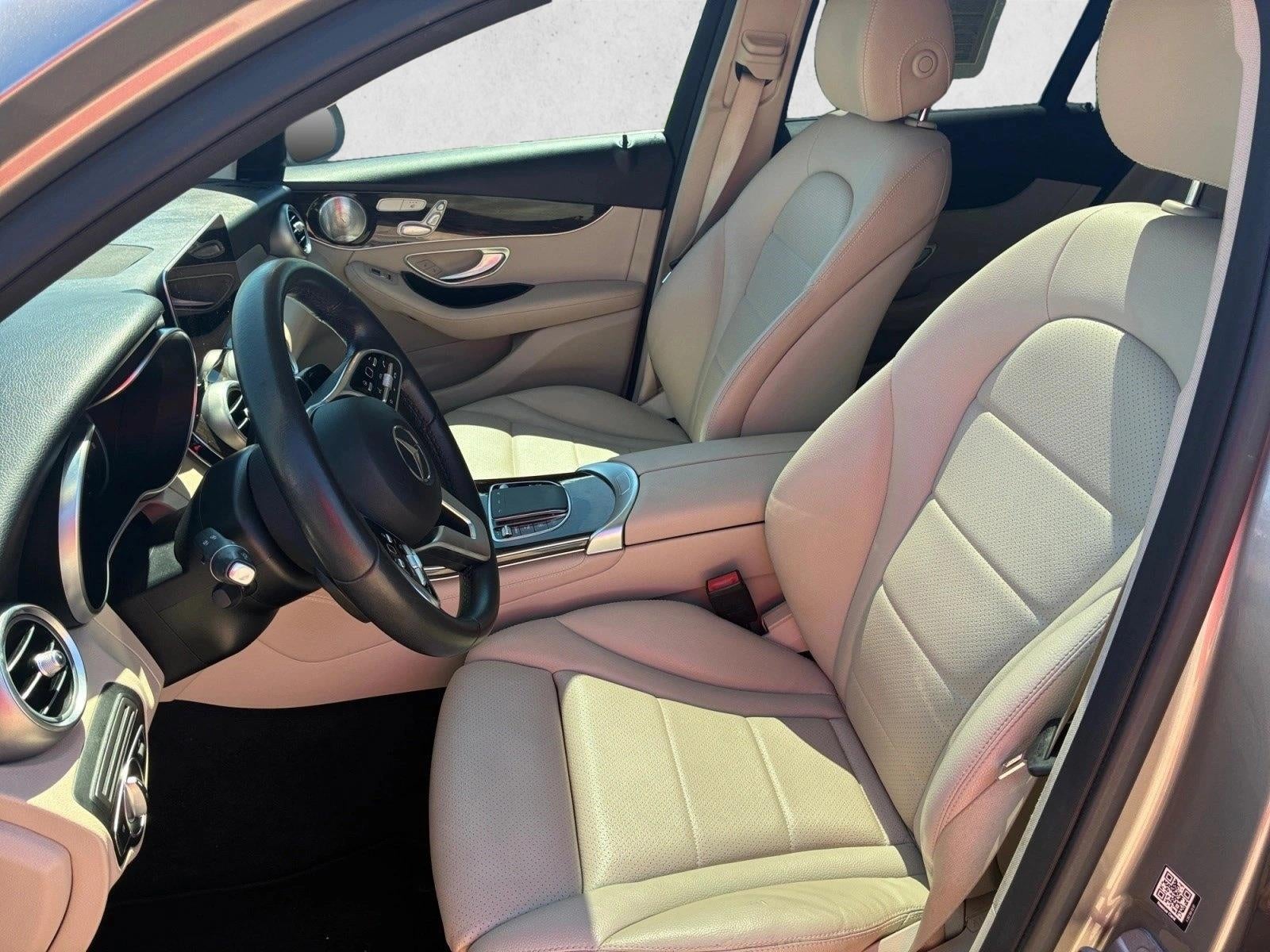2020 Mercedes-Benz GLC 300 GLC 300