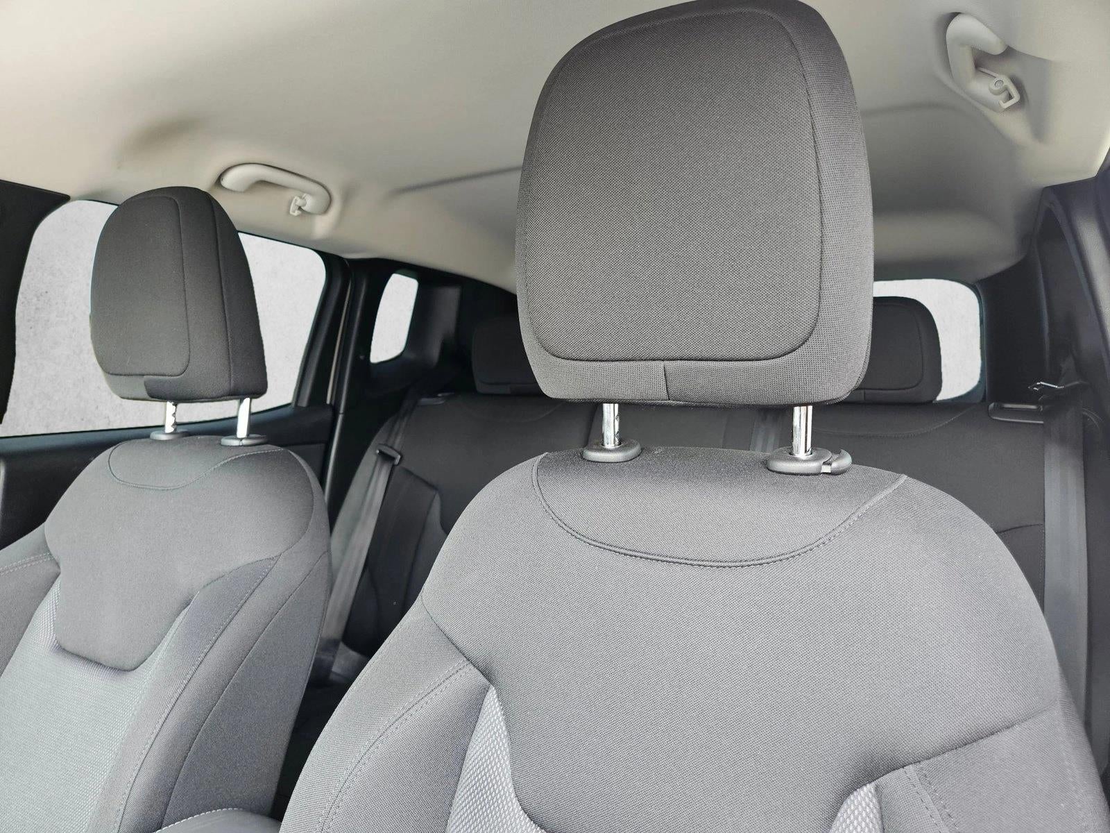 2023 Jeep Renegade Latitude 4x4