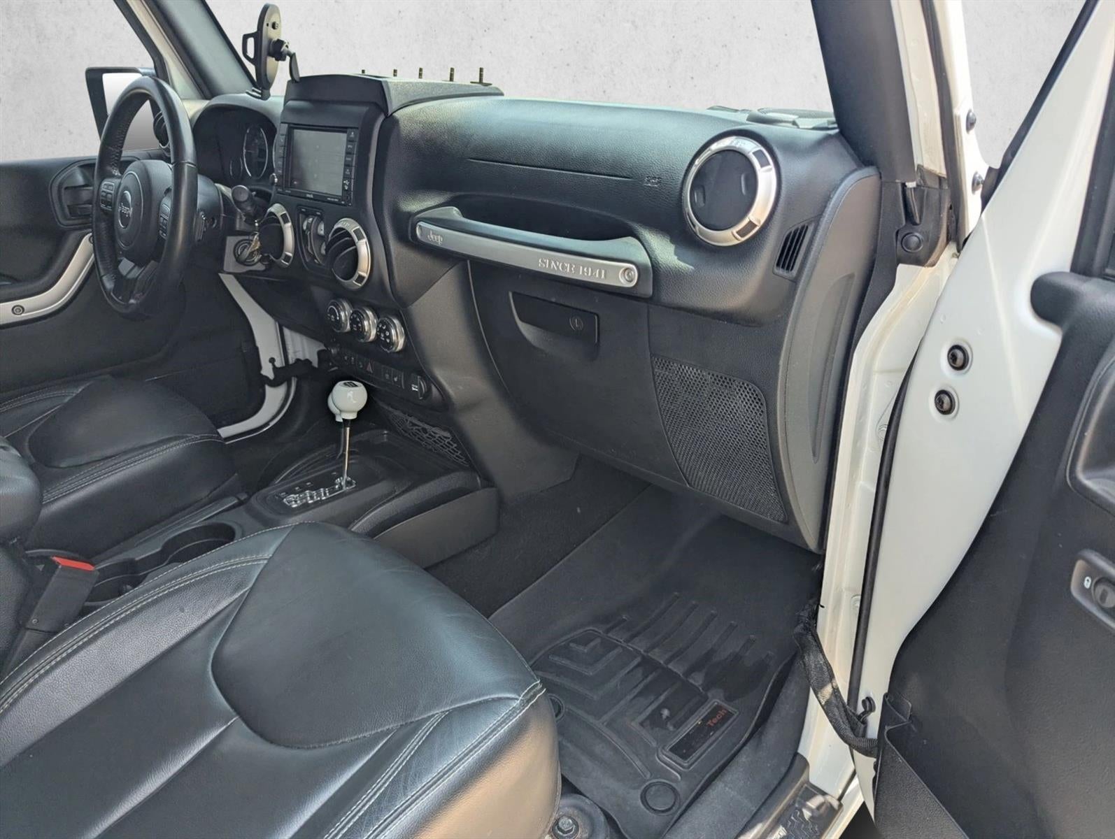 2017 Jeep Wrangler Unlimited Sahara 4x4