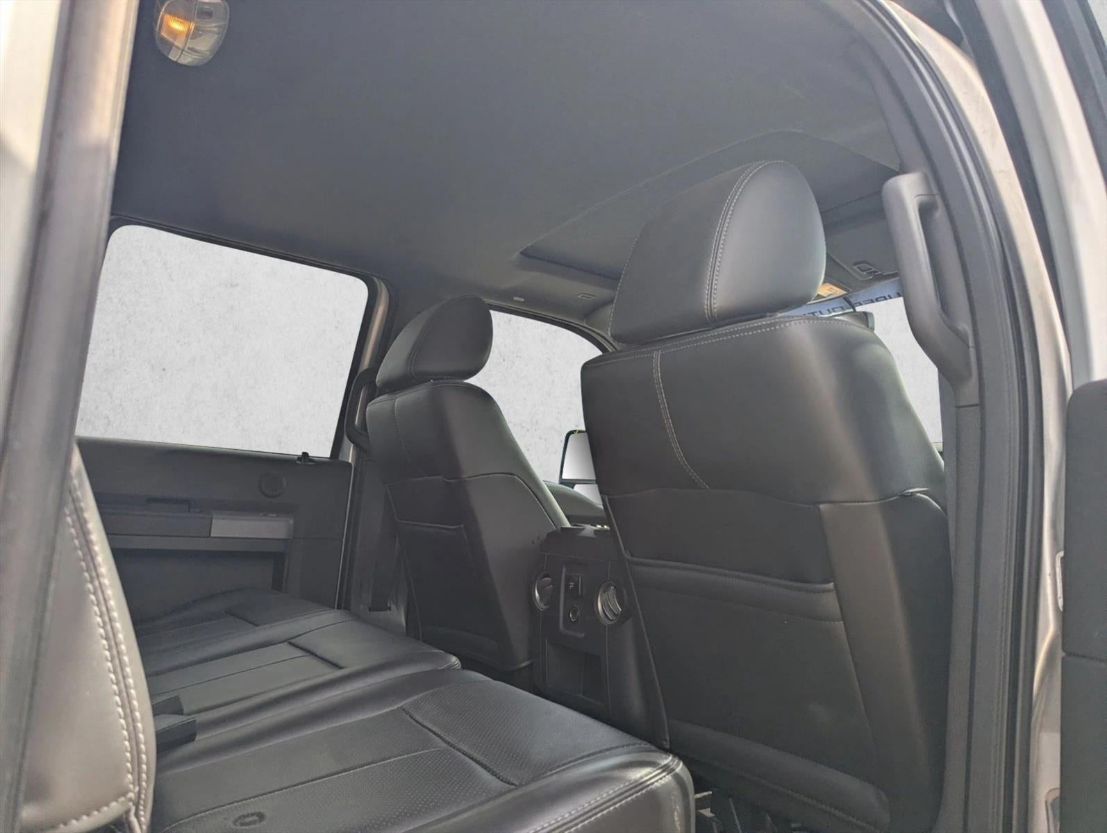 2011 Ford Super Duty F-350 DRW XL