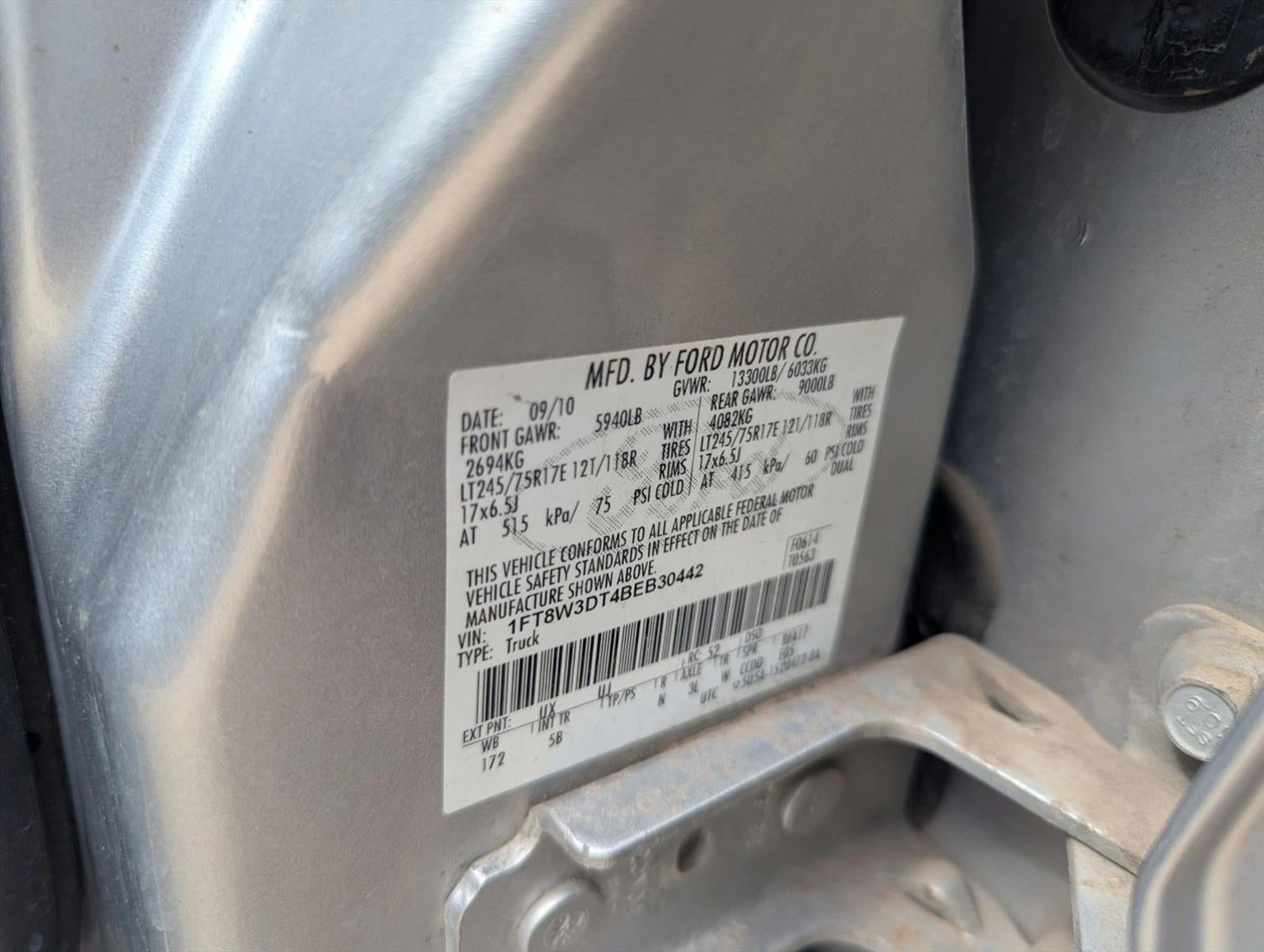 2011 Ford Super Duty F-350 DRW XL