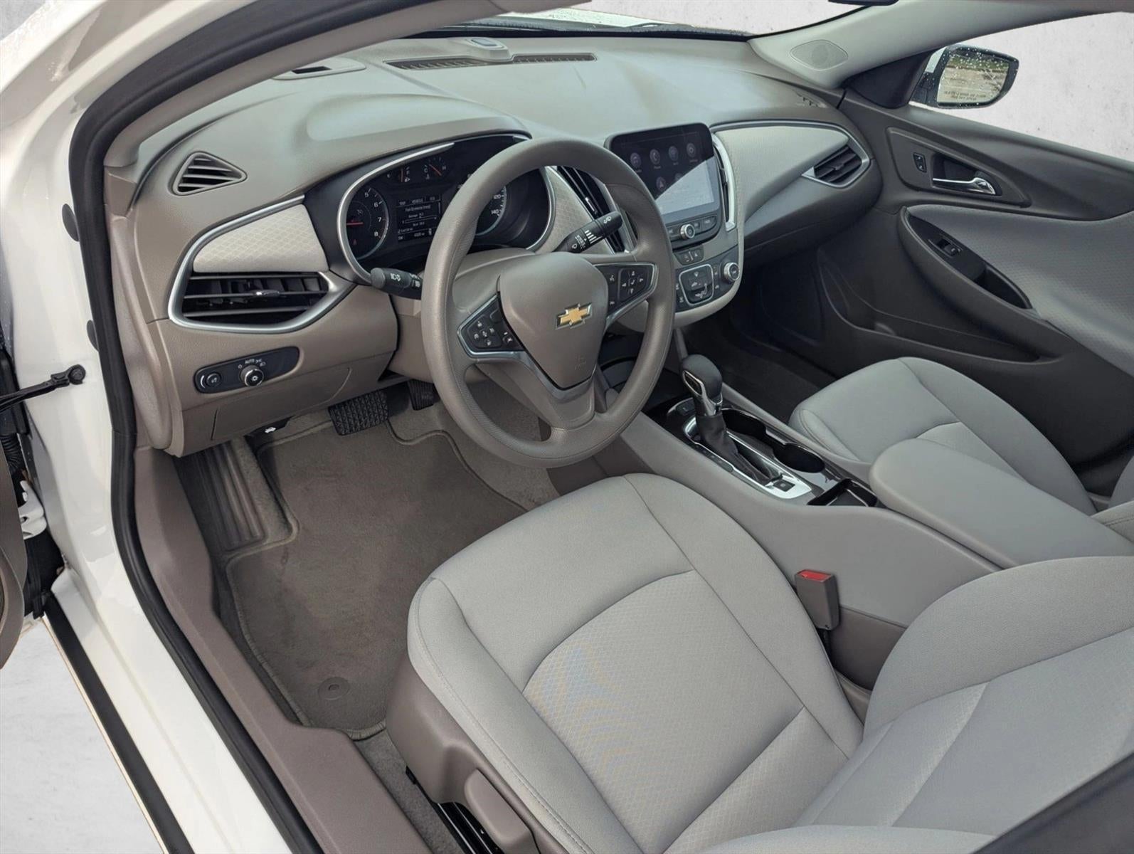 2025 Chevrolet Malibu LS