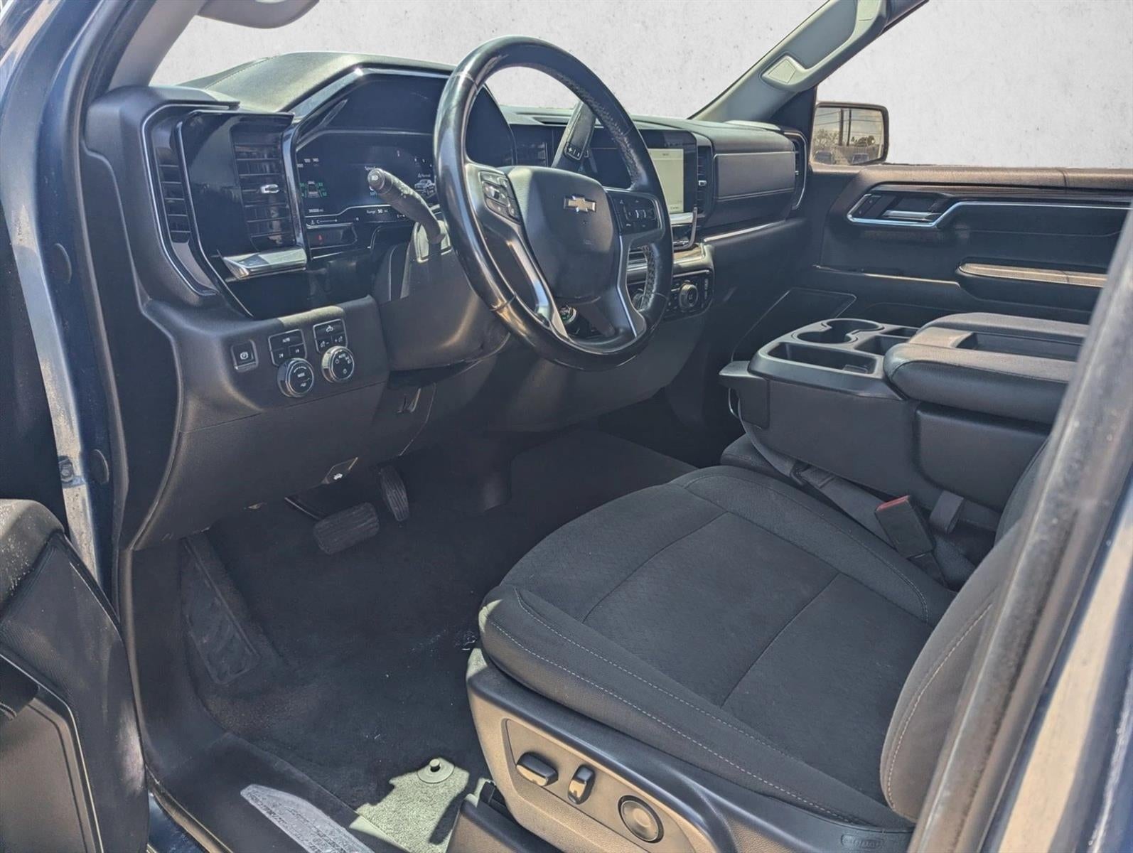 2024 Chevrolet Silverado 1500 LT