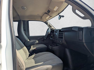 2023 GMC Savana Passenger 3500 LS