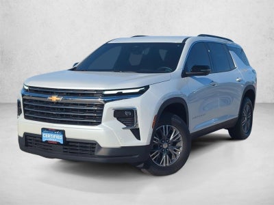2025 Chevrolet Traverse LT