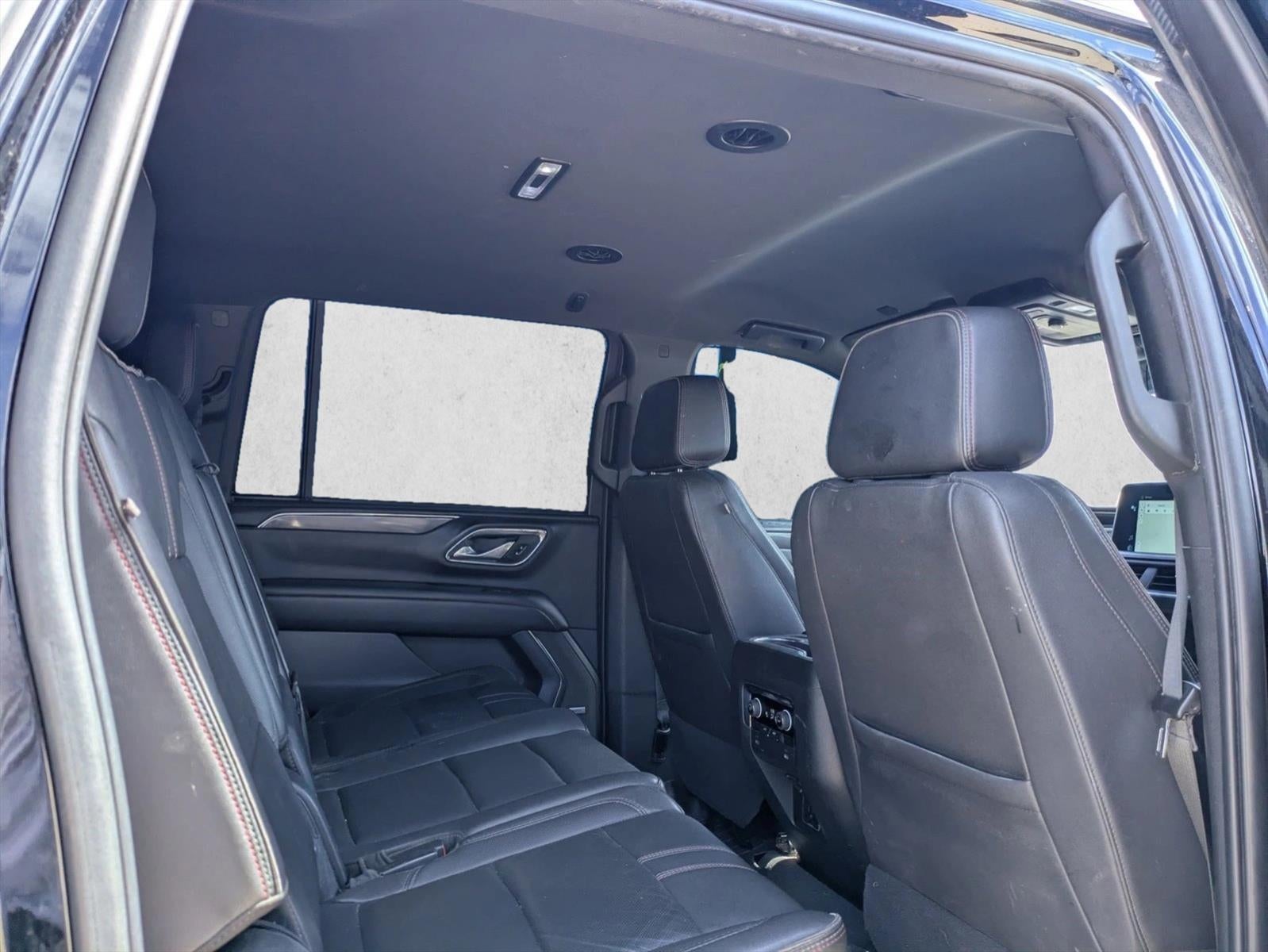 2023 Chevrolet Suburban RST