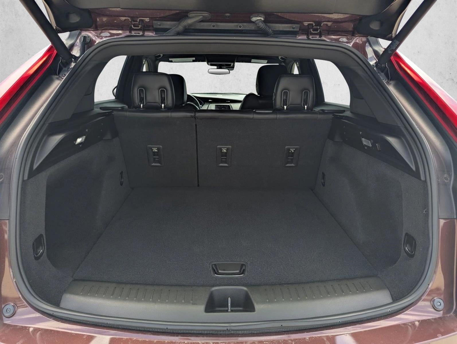 2022 Cadillac XT4 Luxury