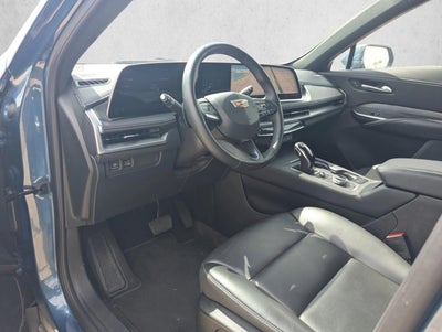 2025 Cadillac XT4 Premium Luxury