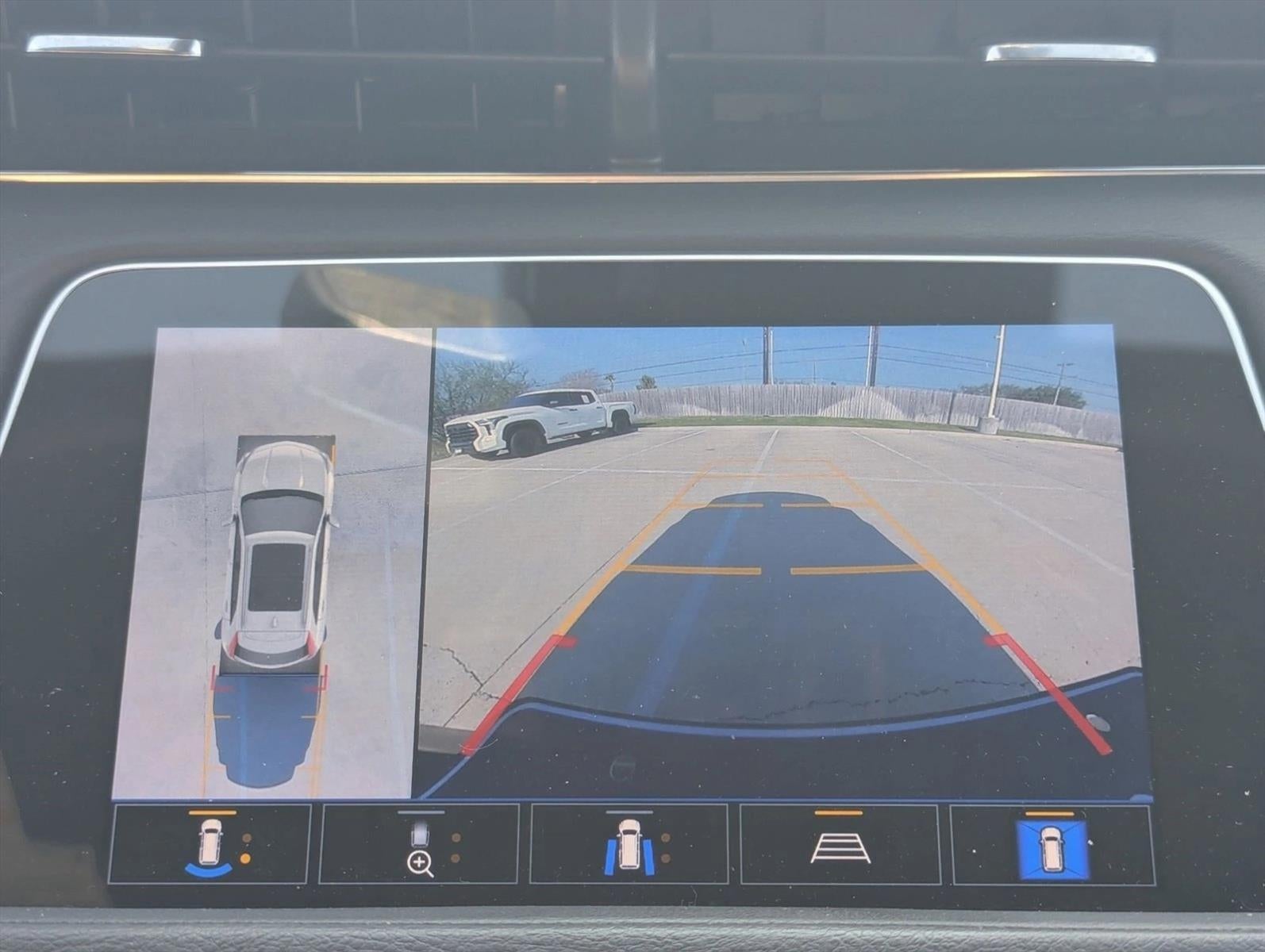 2022 Cadillac XT4 Premium Luxury