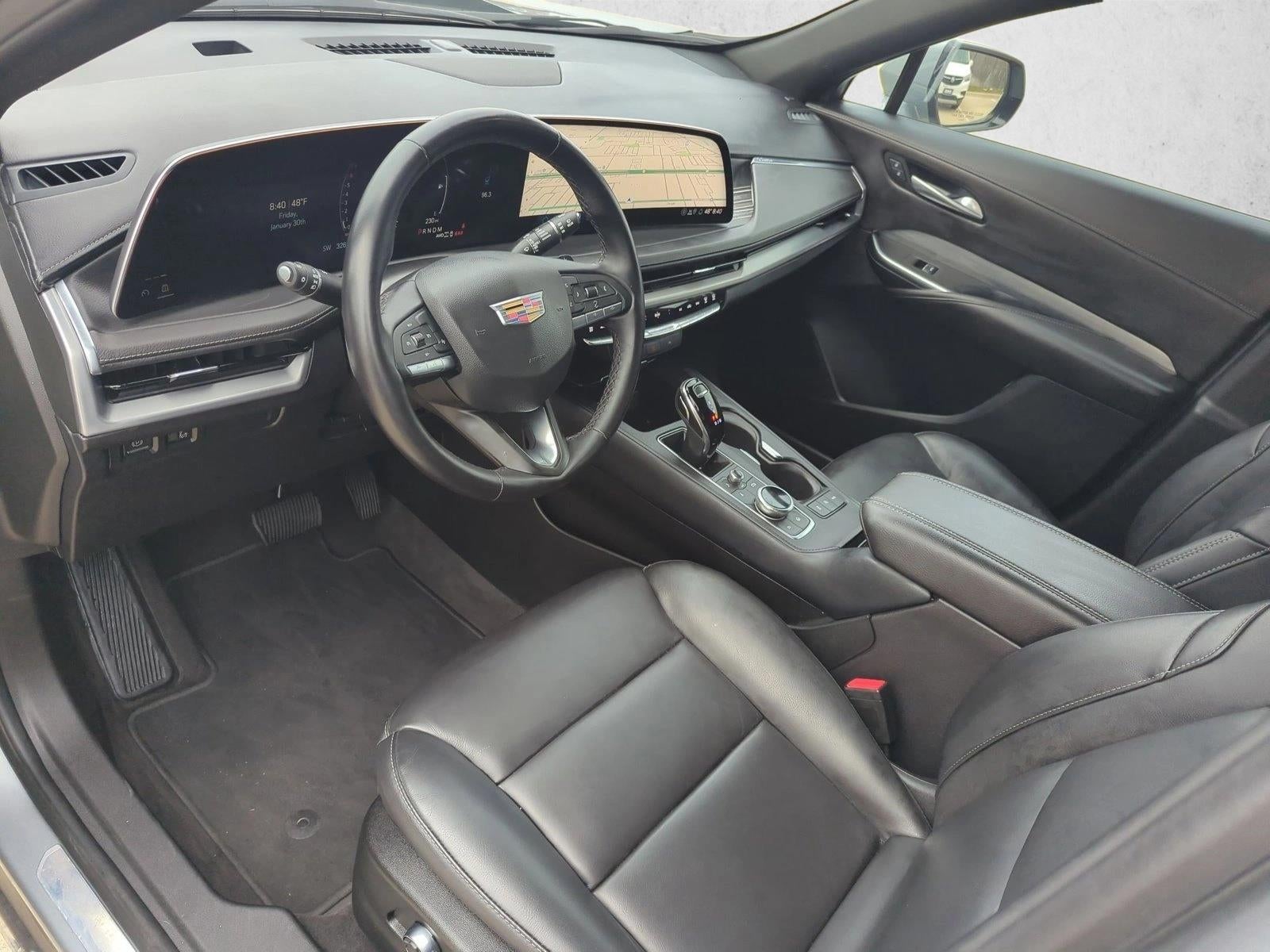 2025 Cadillac XT4 Premium Luxury