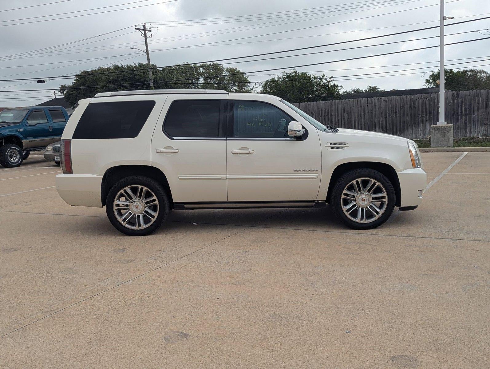 2014 Cadillac Escalade Premium