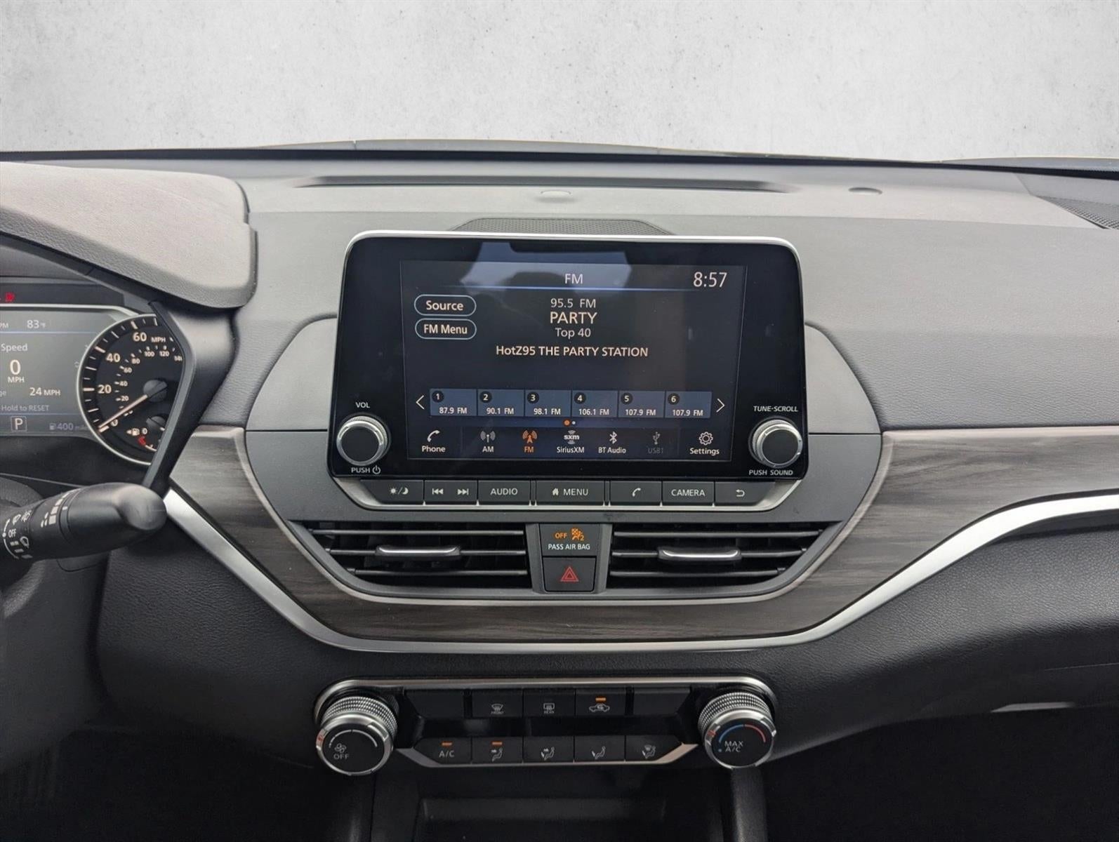 2025 Nissan Altima SV FWD