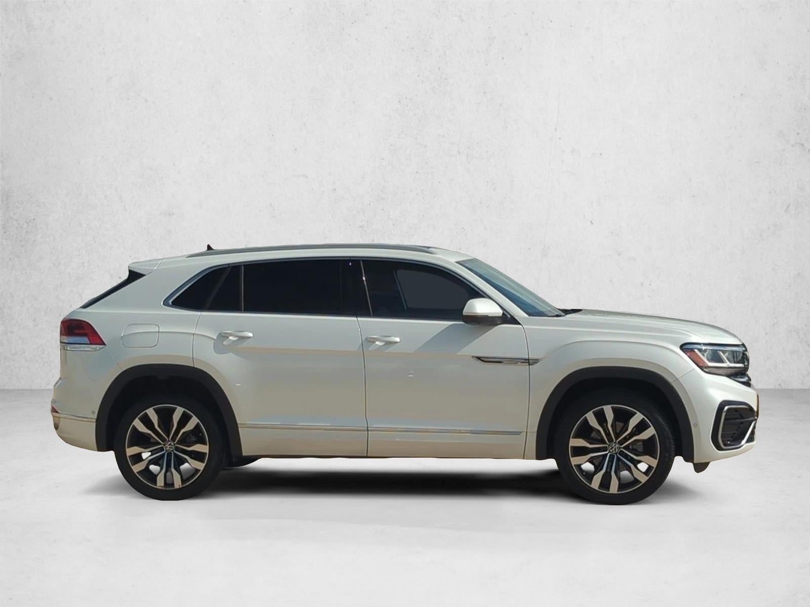 2022 Volkswagen Atlas Cross Sport 3.6L V6 SEL Premium R-Line