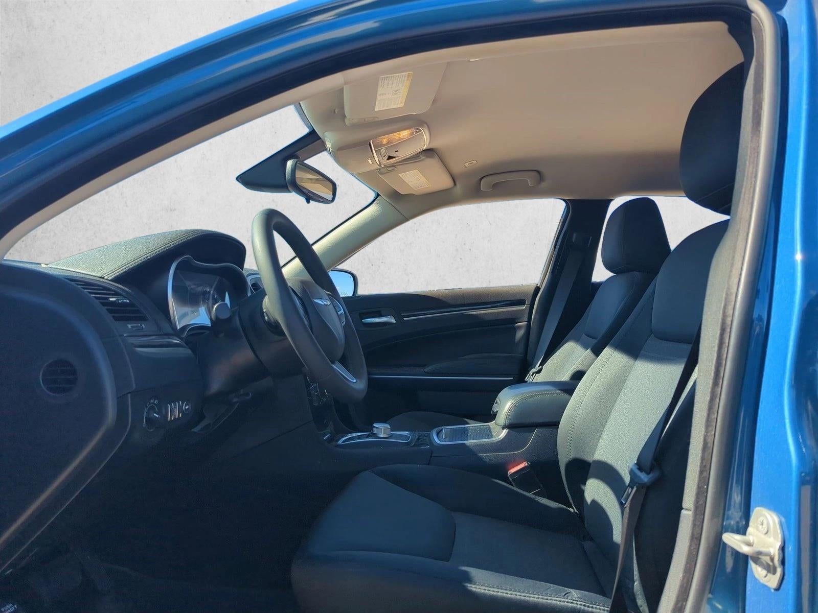 2023 Chrysler 300 Touring