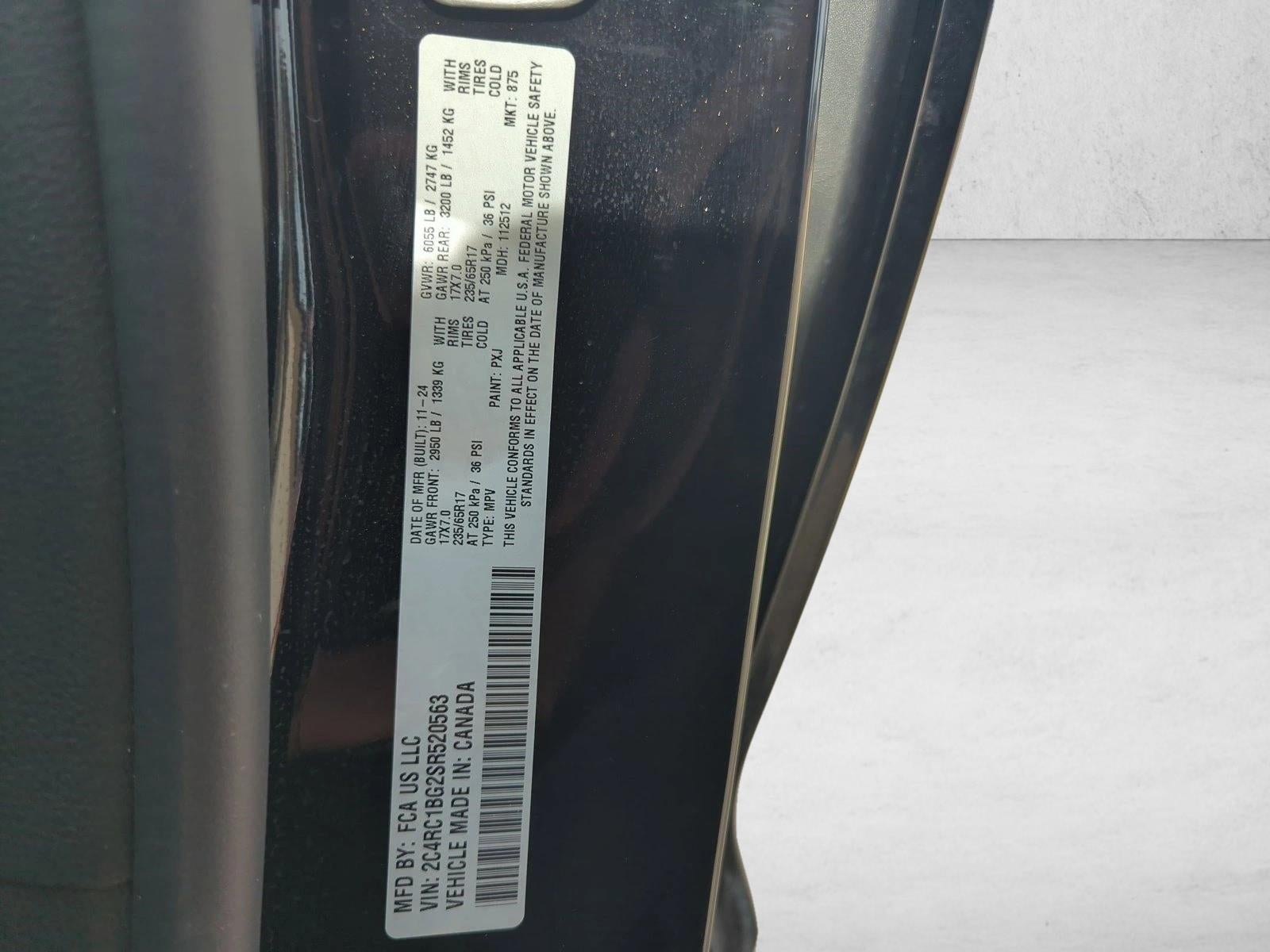 2025 Chrysler Pacifica Select