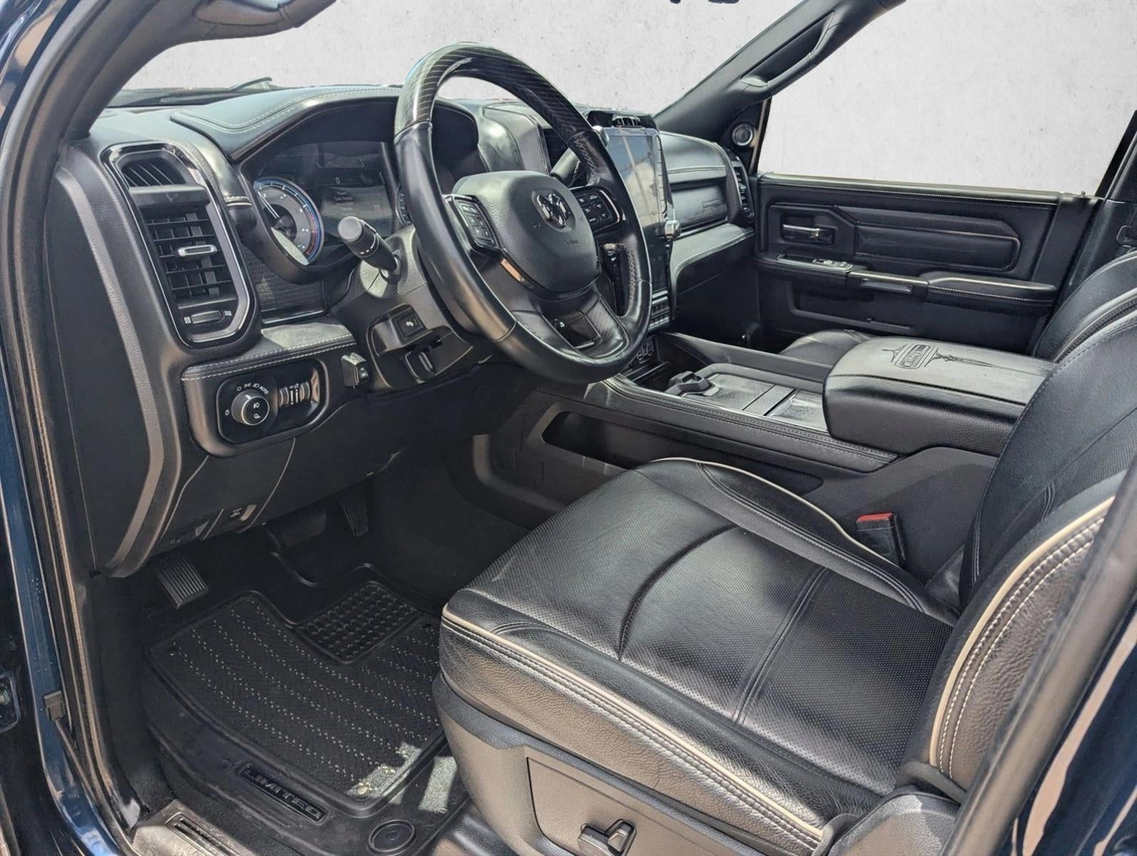 2022 RAM 2500 Limited Crew Cab 4x4 6'4" Box