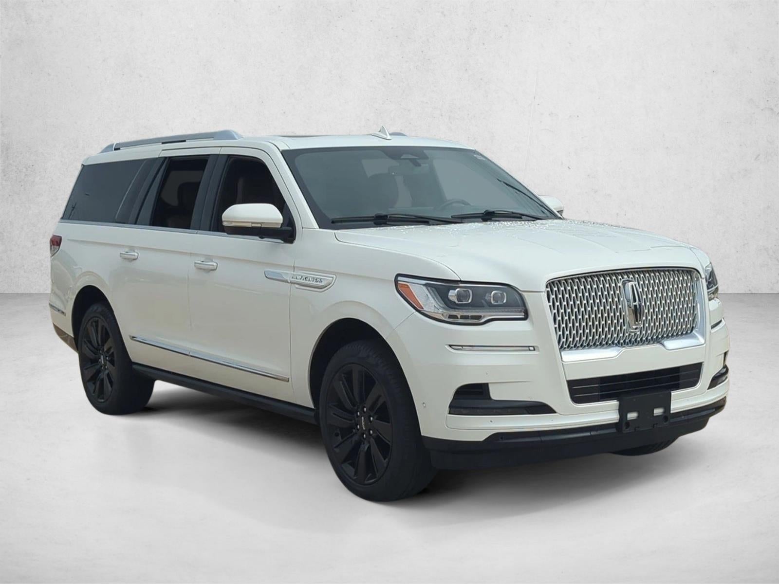 2023 Lincoln Navigator L Reserve