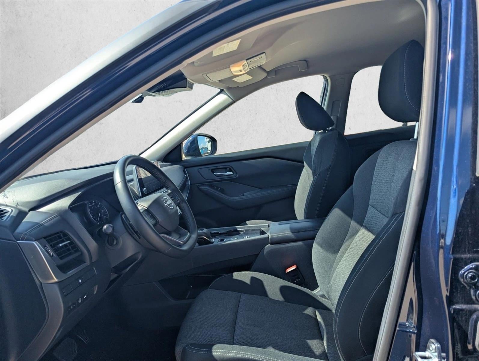 2025 Nissan Rogue SV FWD