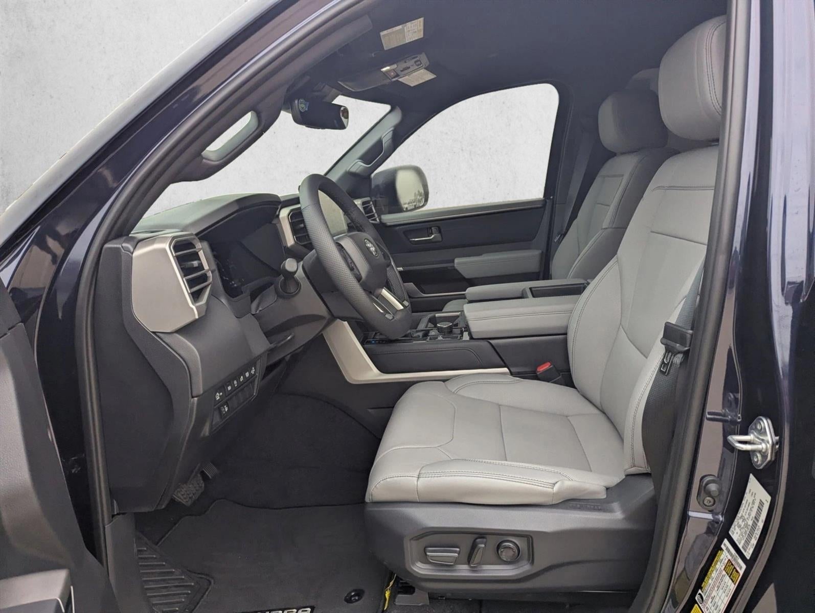 2026 Toyota Tundra Limited CrewMax 5.5' Bed