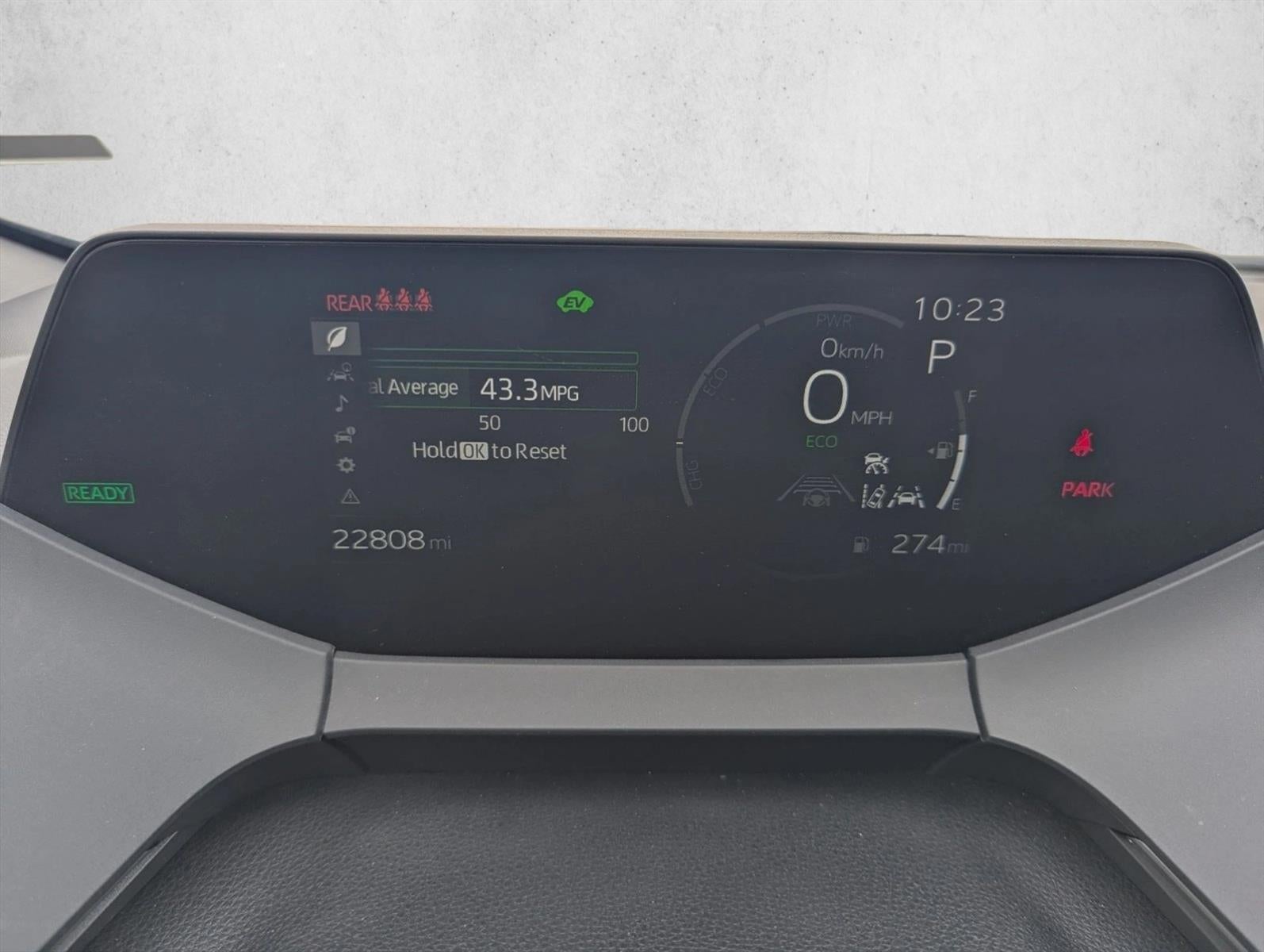 2025 Toyota Prius LE