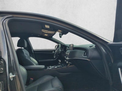 2023 Kia Stinger GT-Line