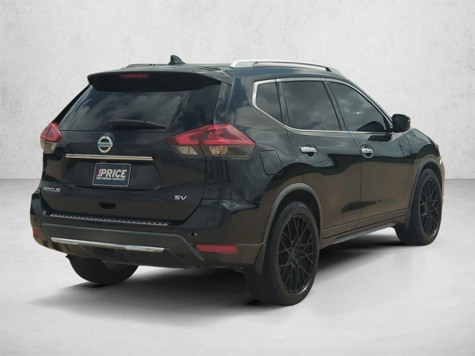 2018 Nissan Rogue SV
