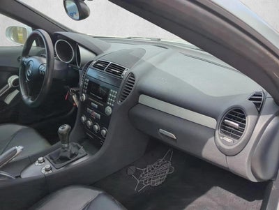 2005 Mercedes-Benz SLK Base