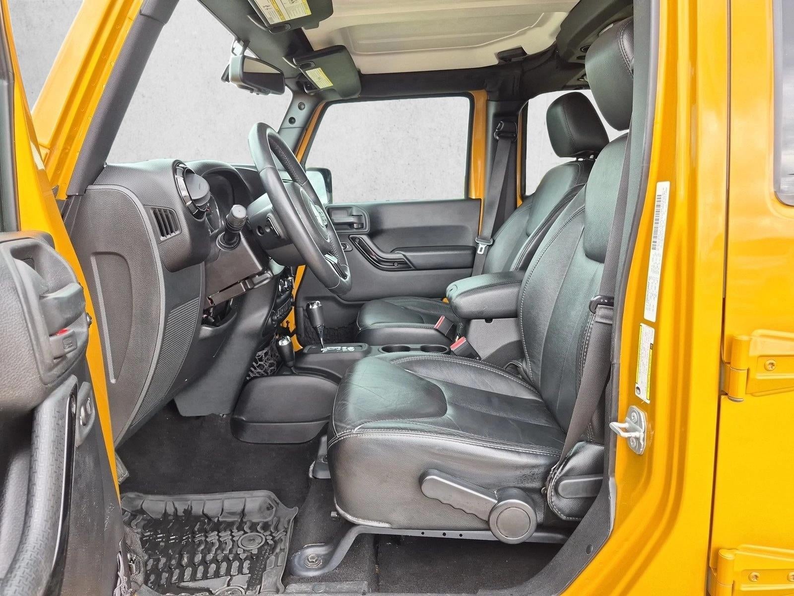 2014 Jeep Wrangler Unlimited 4WD 4dr Altitude