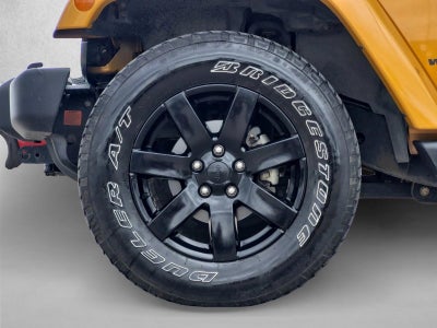 2014 Jeep Wrangler Unlimited 4WD 4dr Altitude