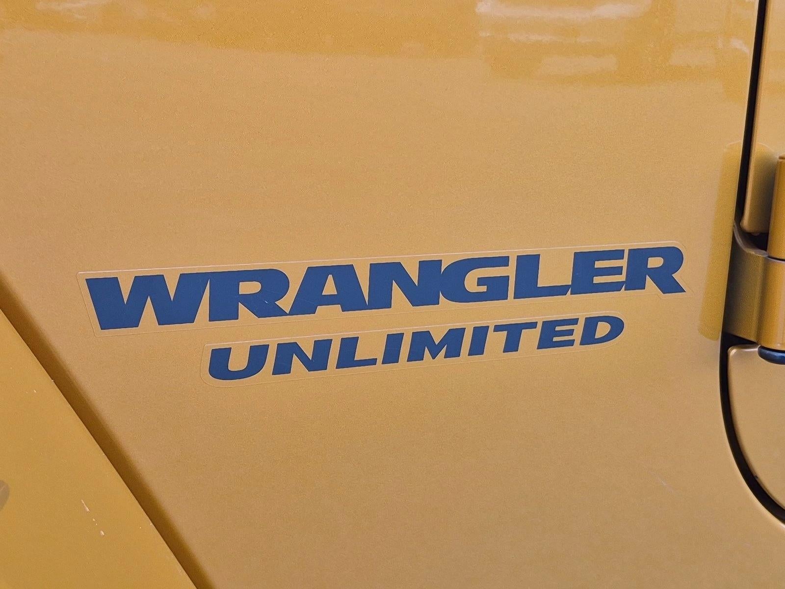 2014 Jeep Wrangler Unlimited 4WD 4dr Altitude