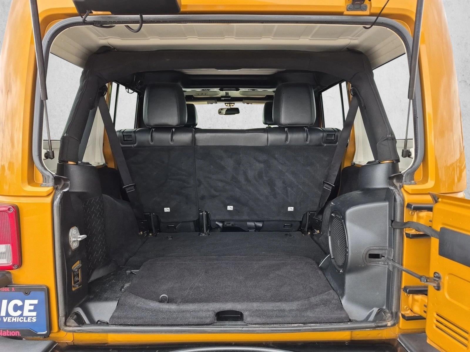 2014 Jeep Wrangler Unlimited 4WD 4dr Altitude