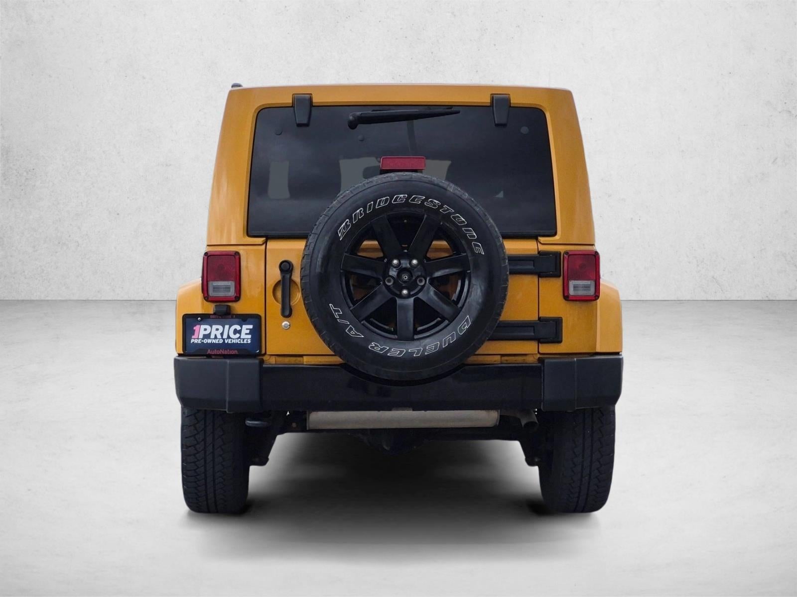 2014 Jeep Wrangler Unlimited 4WD 4dr Altitude