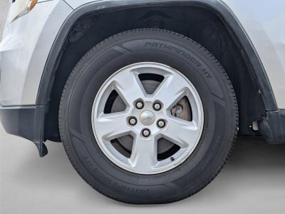 2012 Jeep Grand Cherokee RWD 4dr Laredo