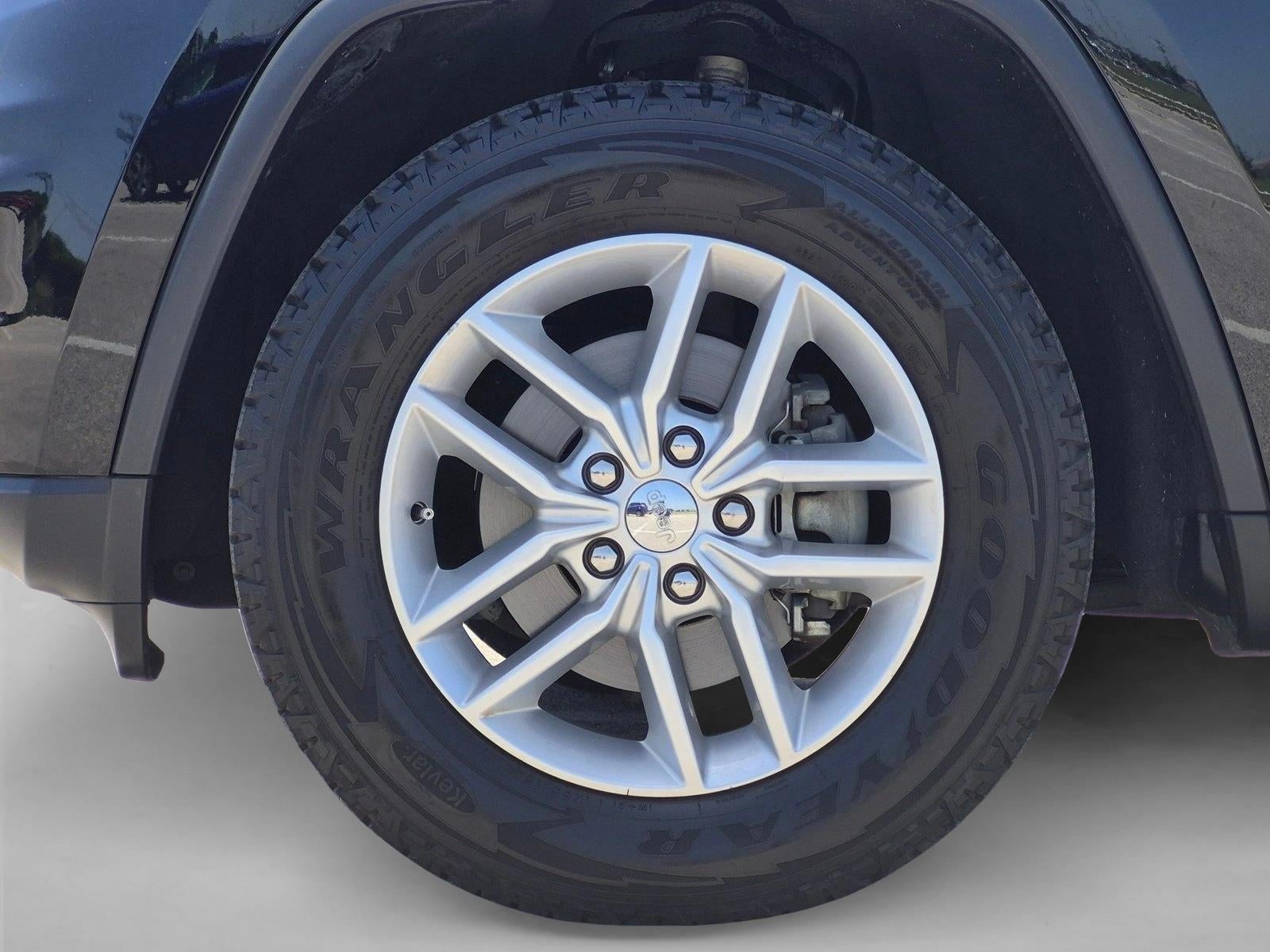 2017 Jeep Grand Cherokee Laredo 4x4