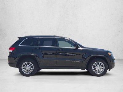 2017 Jeep Grand Cherokee Laredo 4x4
