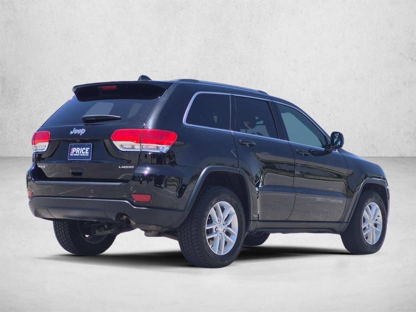 2017 Jeep Grand Cherokee Laredo 4x4